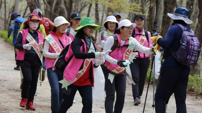 괴산군 자원봉사 참여 ‘활기’… 릴레이 나눔으로 온기 더했다