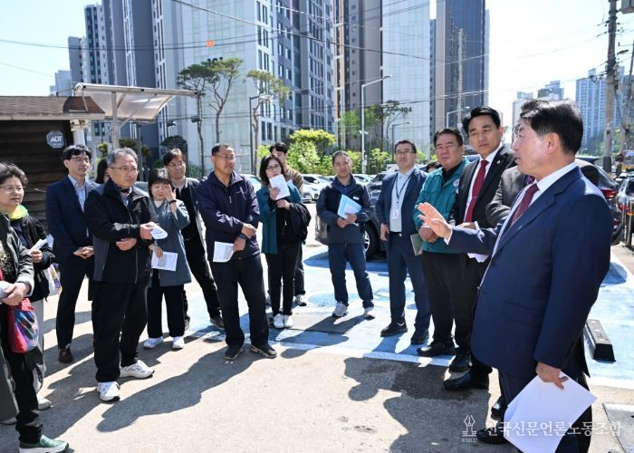 구리시, 인창천 생태하천 복원사업 현장 점검 실시