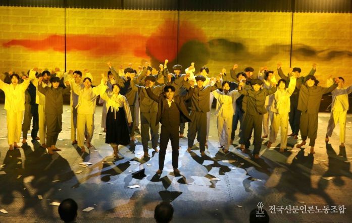 지난 8월 12일 국기원 중앙수련장에서 열린 태권도 공연 ‘광복’ 쇼케이스 모습.