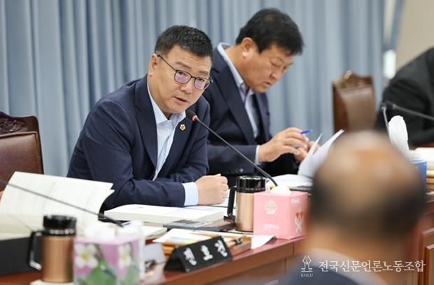 최동익 전남도의원, 전복 양식 어가 부채 급증...만기 연장·이자 지원 시급