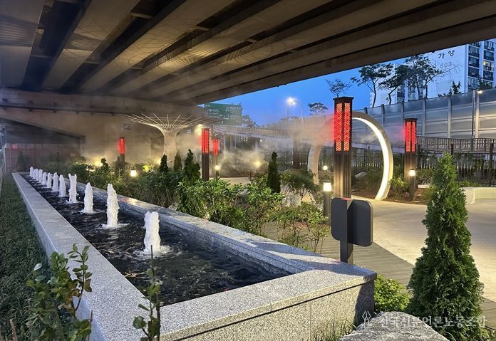 고가 아래 물빛정원(강서구)