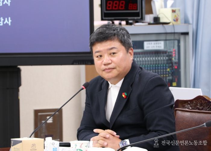 정영균 의원 예산결산특별위원회에서 질의 모습