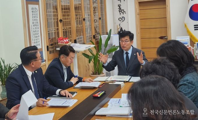 윤건영 교육감, 미래교육을 위해 지방교육재정 안정화가 최우선 과제