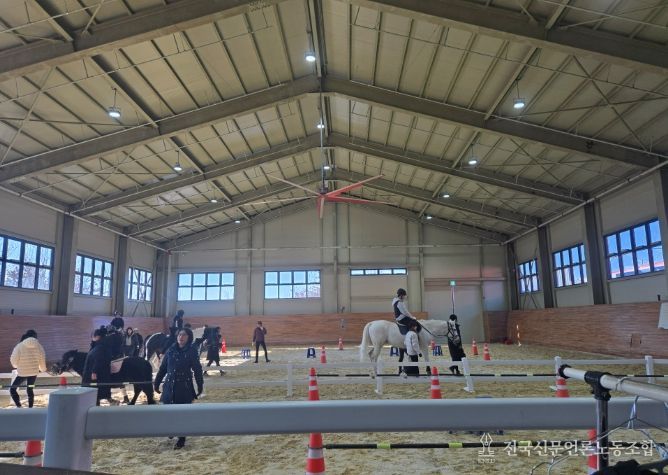 2025년 겨울 재활승마 가족 캠프