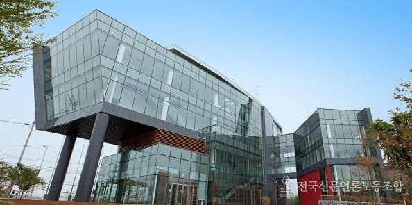 오산문화재단, 성평등가족부 ‘가족친화기관’ 3차 재인증… 2028년까지 14년 연속 유지