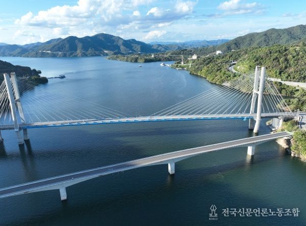 충북도, 옛 청풍교 새 이름 ‘청풍호 바람달정원’으로 확정