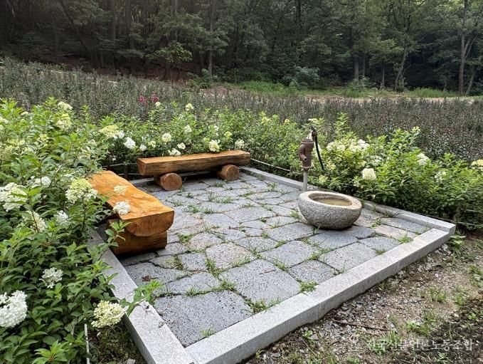 장암숲 늘품길 쉼터