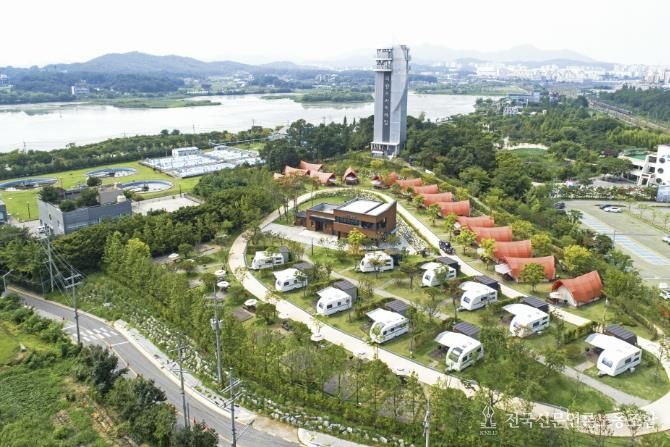 의왕 왕송호수캠핑장 3월 임시 휴장...글램핑 텐트 전면 교체