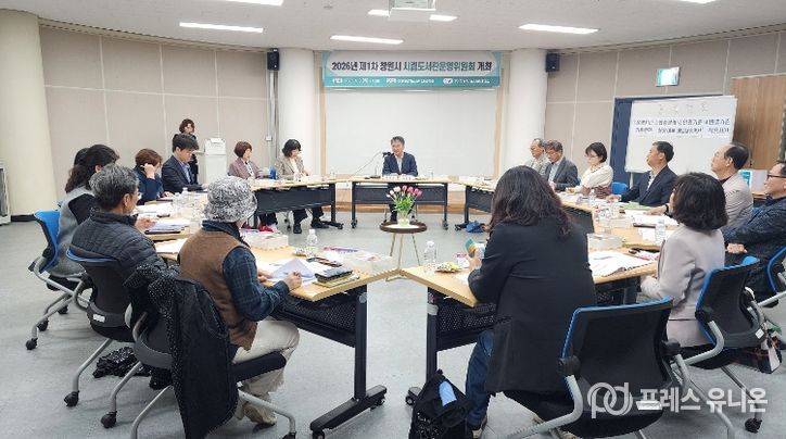 문턱 낮춘 지역서점 인증제, 운영시간 완화·겸업 허용 등