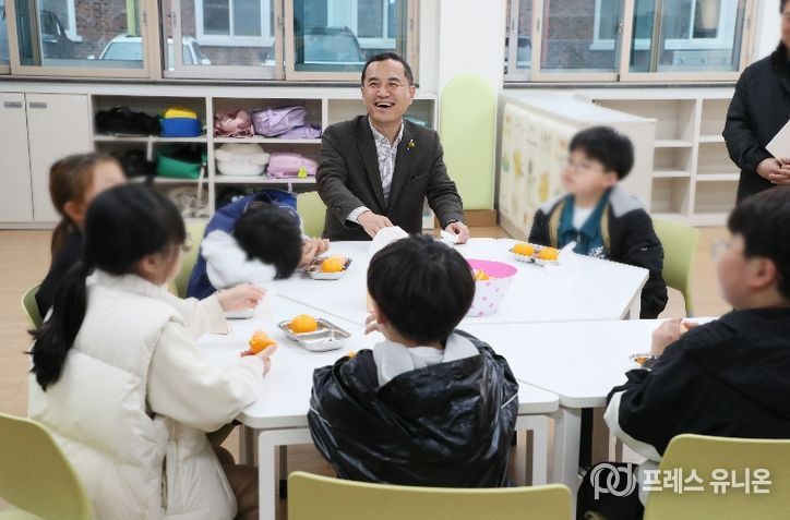 어린이 간식 지원사업 점검(김진태도지사-가산초등학교)