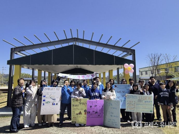 새학기 아웃리치 진행 모습