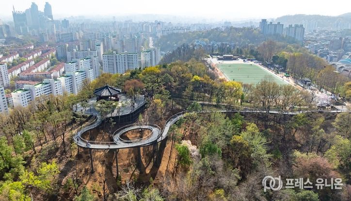 ‘용왕산 스카이워크’ 전경 모습